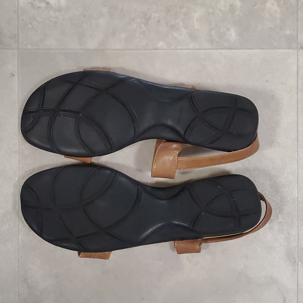 Basic Edition 10 sandal - Picture 2 of 2